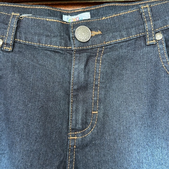 NWT Girls Circo Bootcut jeans. - Picture 3 of 8